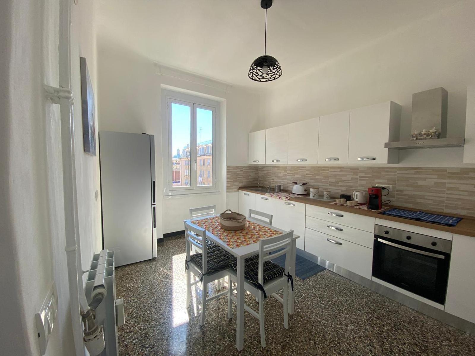 Brignole Apartment *